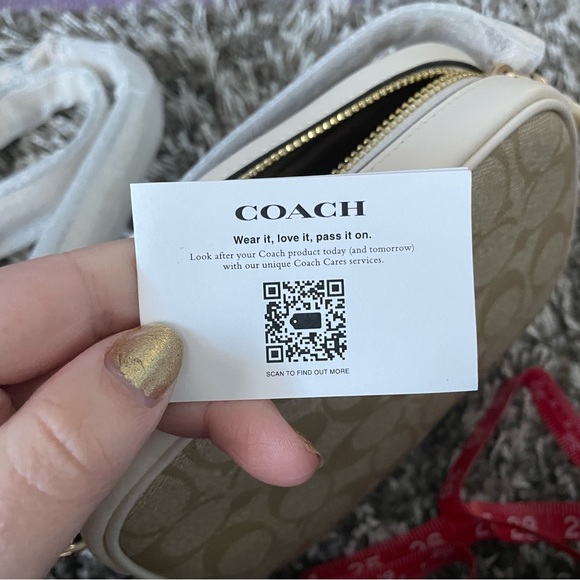 Beige and White Crossbody Coach Purse NWT - Picture 6 of 7